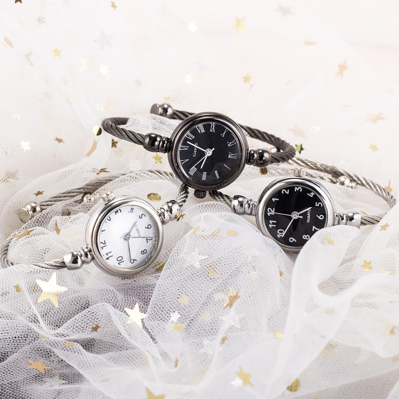 Female Bracelet Retro Wristwatch