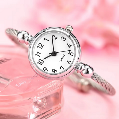 Female Bracelet Retro Wristwatch